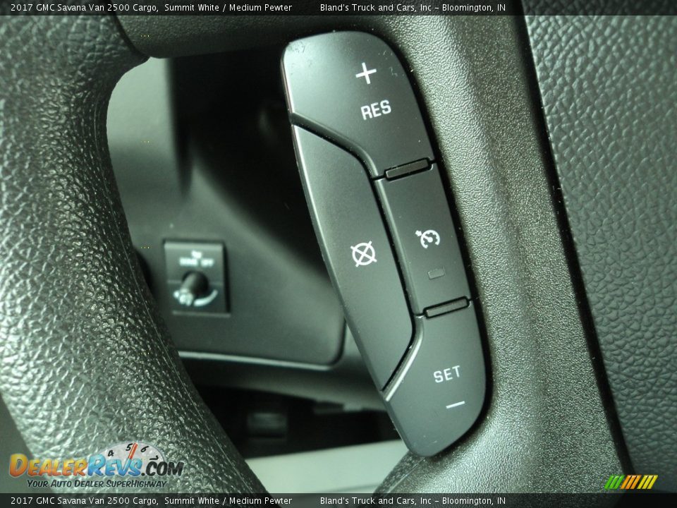 2017 GMC Savana Van 2500 Cargo Summit White / Medium Pewter Photo #15