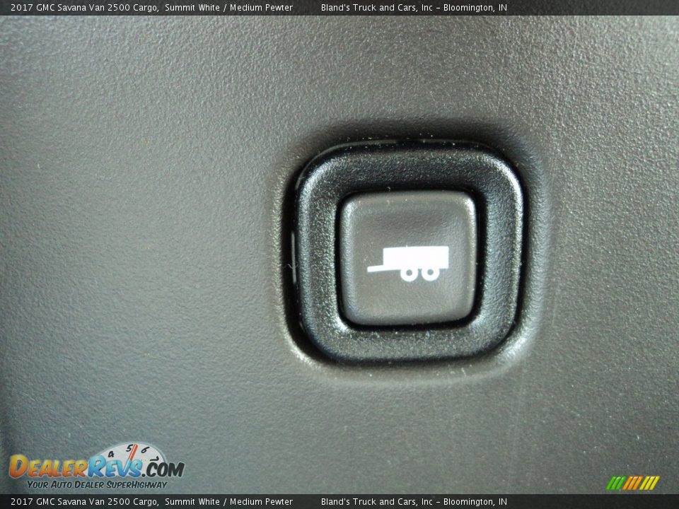 2017 GMC Savana Van 2500 Cargo Summit White / Medium Pewter Photo #17