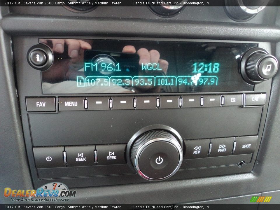 2017 GMC Savana Van 2500 Cargo Summit White / Medium Pewter Photo #19