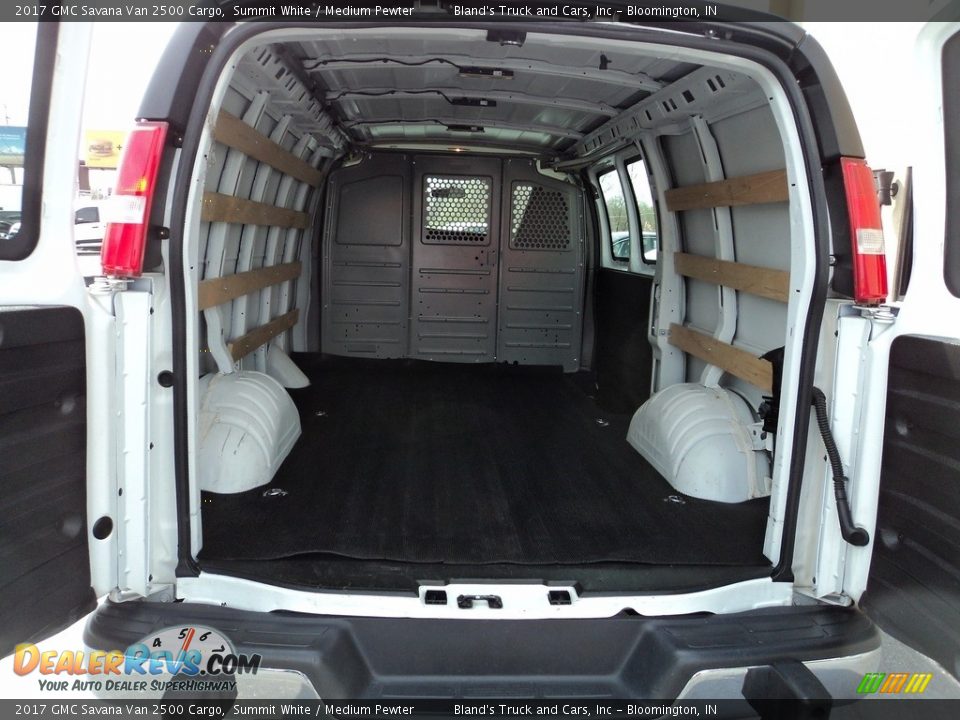 2017 GMC Savana Van 2500 Cargo Summit White / Medium Pewter Photo #24