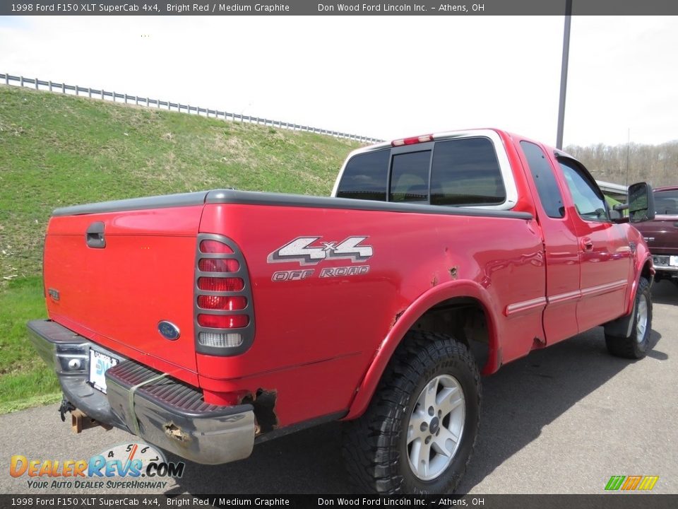 1998 Ford F150 XLT SuperCab 4x4 Bright Red / Medium Graphite Photo #19