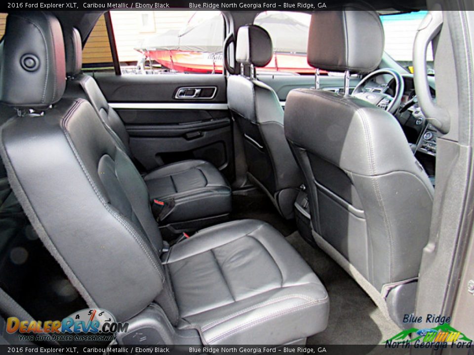 2016 Ford Explorer XLT Caribou Metallic / Ebony Black Photo #32