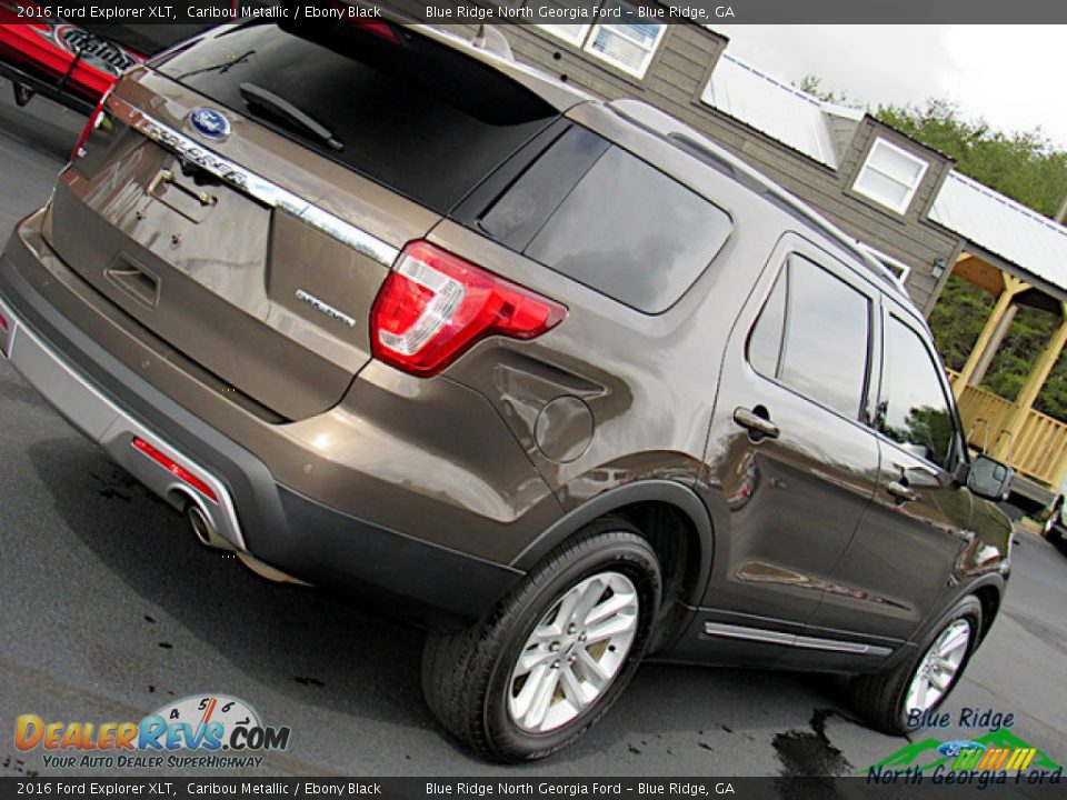 2016 Ford Explorer XLT Caribou Metallic / Ebony Black Photo #35