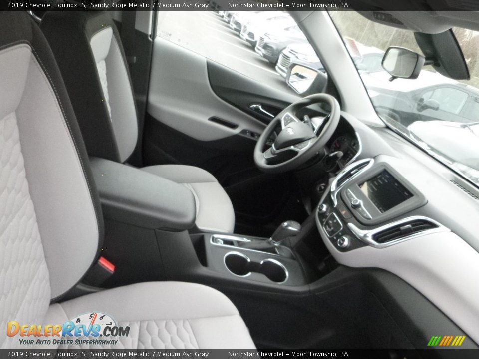 2019 Chevrolet Equinox LS Sandy Ridge Metallic / Medium Ash Gray Photo #10