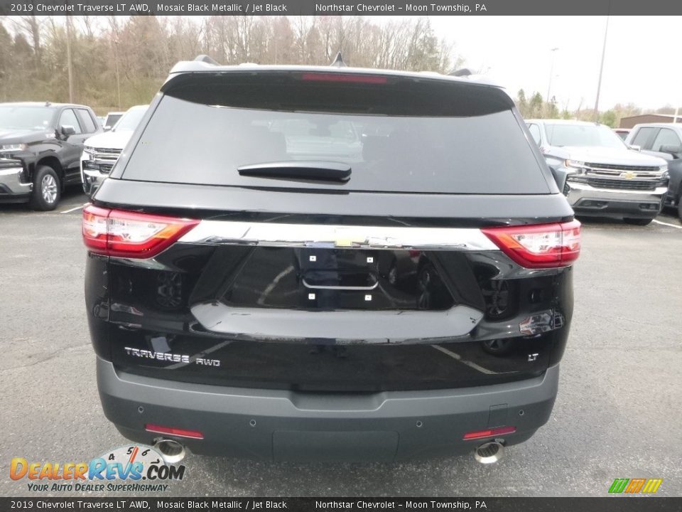 2019 Chevrolet Traverse LT AWD Mosaic Black Metallic / Jet Black Photo #4