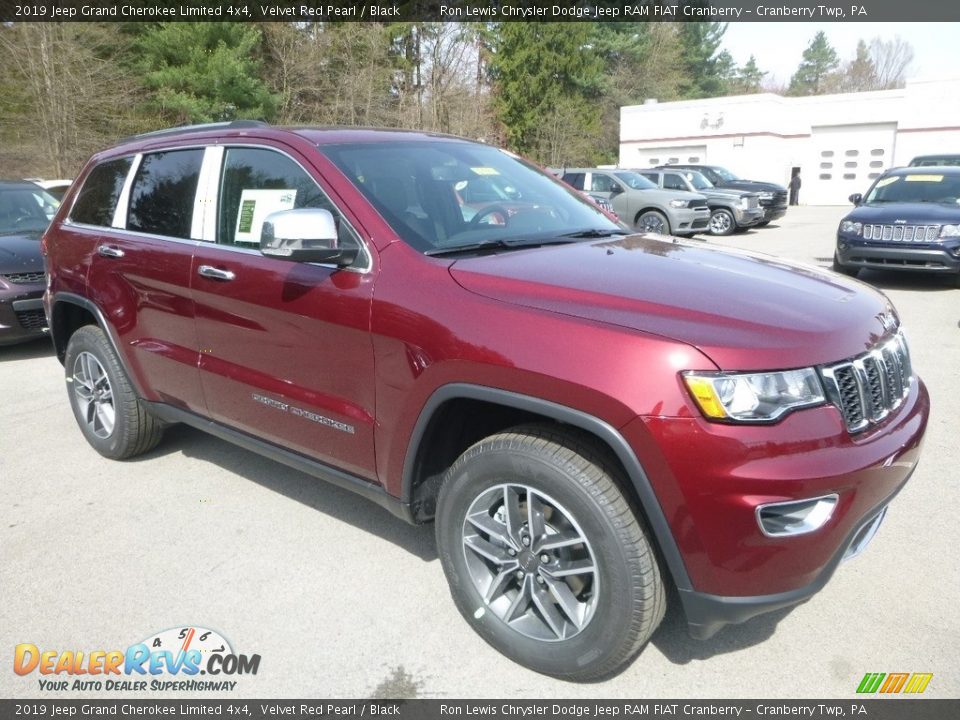 2019 Jeep Grand Cherokee Limited 4x4 Velvet Red Pearl / Black Photo #7