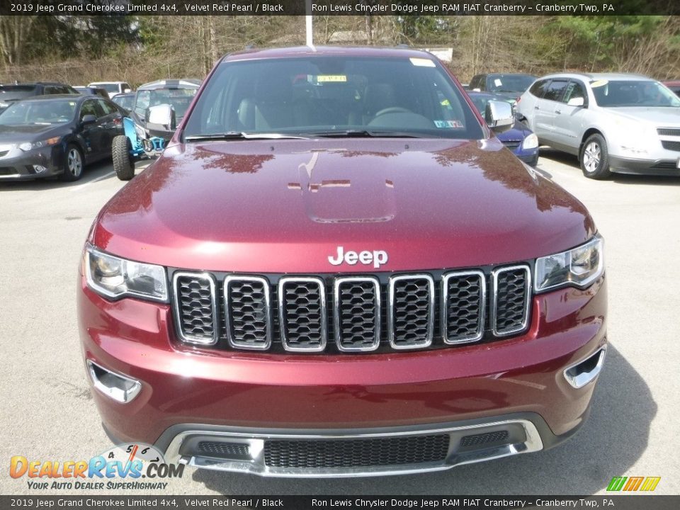 2019 Jeep Grand Cherokee Limited 4x4 Velvet Red Pearl / Black Photo #8