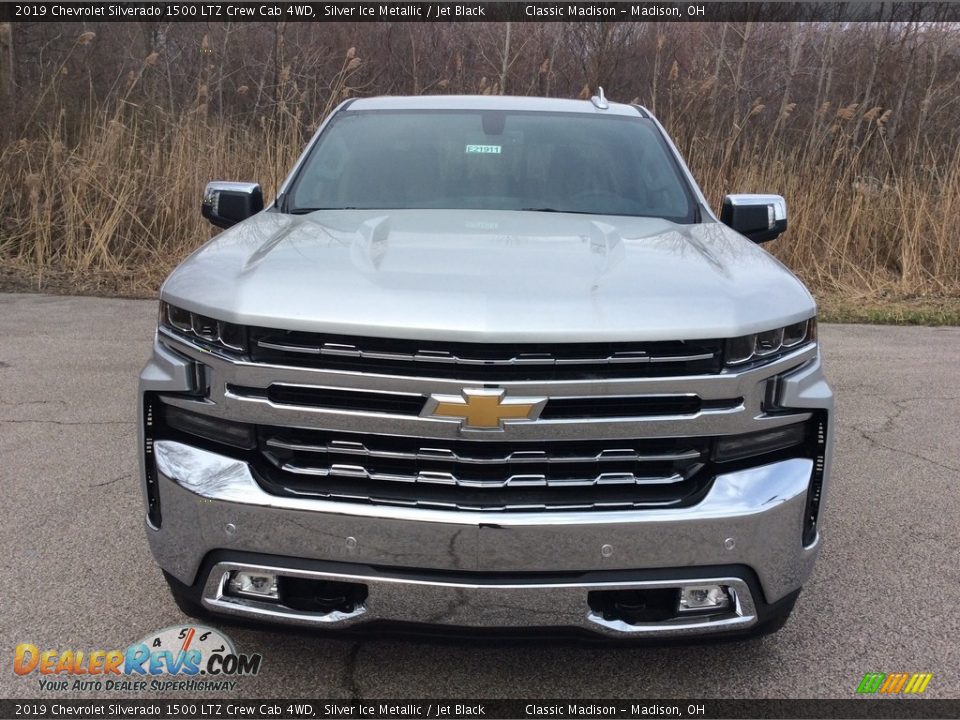 2019 Chevrolet Silverado 1500 LTZ Crew Cab 4WD Silver Ice Metallic / Jet Black Photo #2