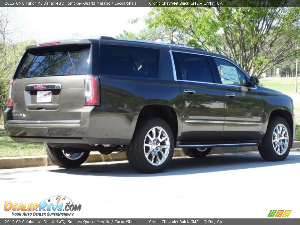 2019 GMC Yukon XL Denali 4WD Smokey Quartz Metallic / Cocoa/Shale Photo #3