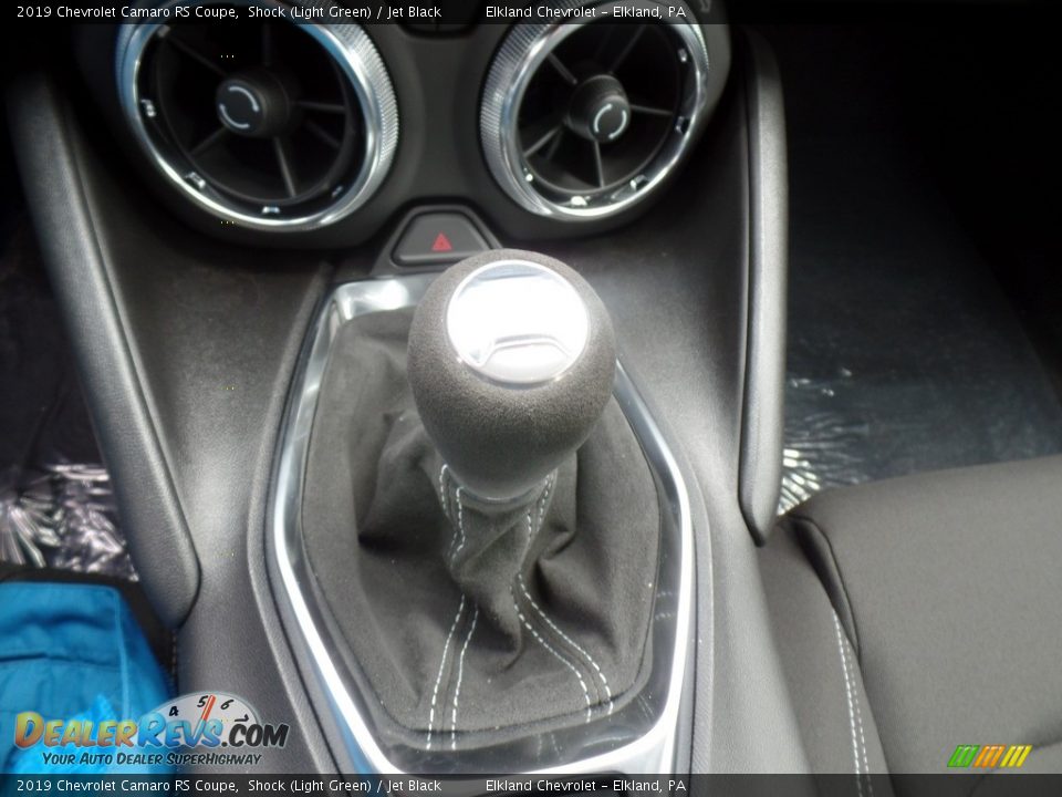 2019 Chevrolet Camaro RS Coupe Shifter Photo #34