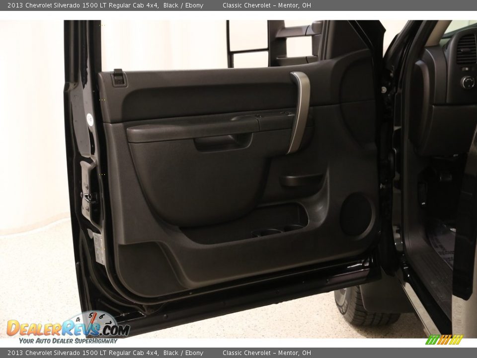 2013 Chevrolet Silverado 1500 LT Regular Cab 4x4 Black / Ebony Photo #4