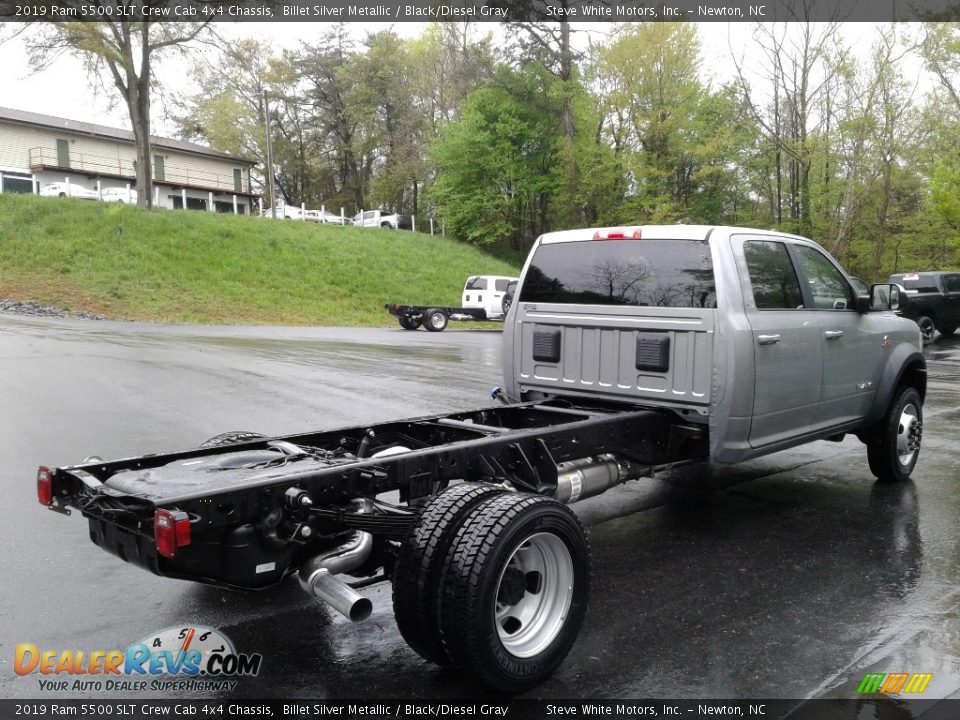 Undercarriage of 2019 Ram 5500 SLT Crew Cab 4x4 Chassis Photo #5