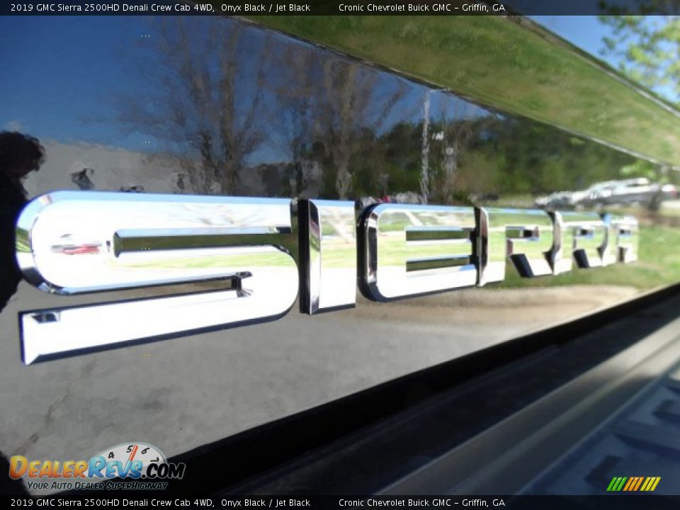 2019 GMC Sierra 2500HD Denali Crew Cab 4WD Onyx Black / Jet Black Photo #9