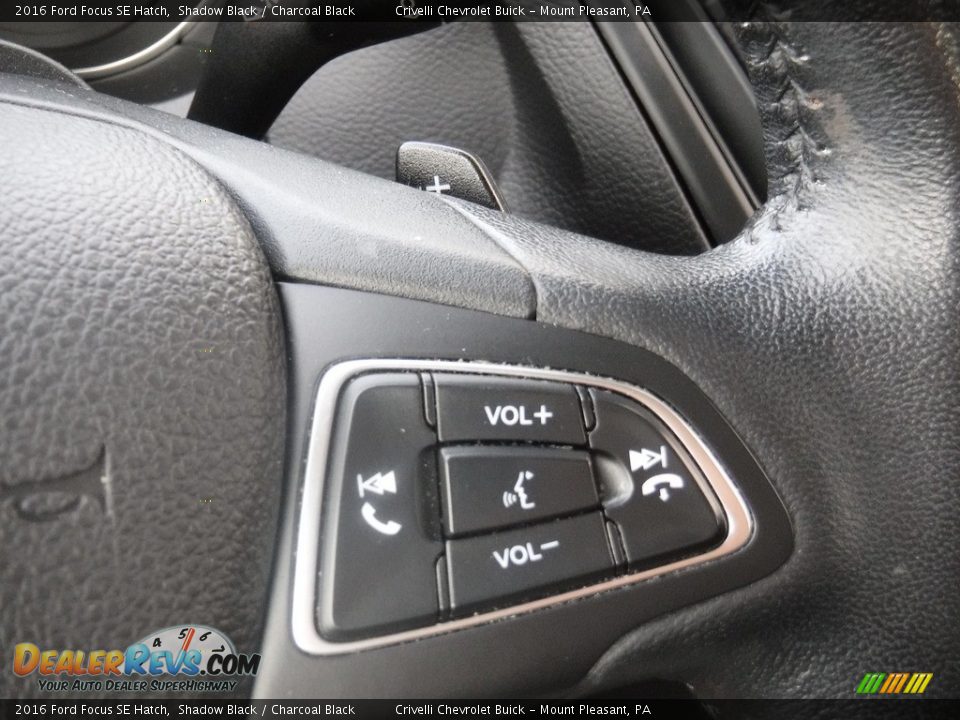 2016 Ford Focus SE Hatch Shadow Black / Charcoal Black Photo #21
