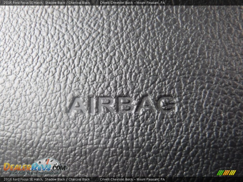 2016 Ford Focus SE Hatch Shadow Black / Charcoal Black Photo #24