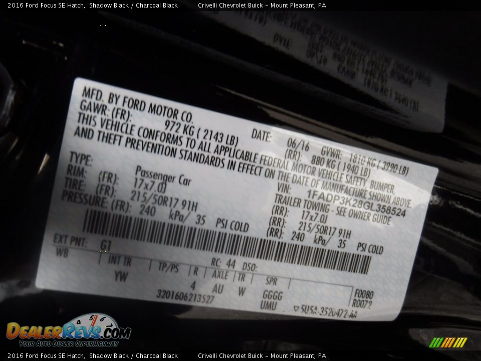 2016 Ford Focus SE Hatch Shadow Black / Charcoal Black Photo #34