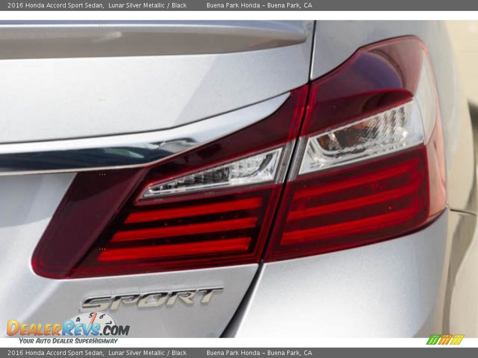 2016 Honda Accord Sport Sedan Lunar Silver Metallic / Black Photo #11
