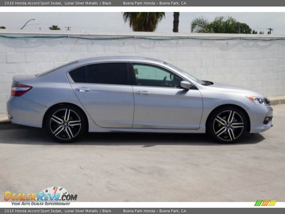 2016 Honda Accord Sport Sedan Lunar Silver Metallic / Black Photo #12