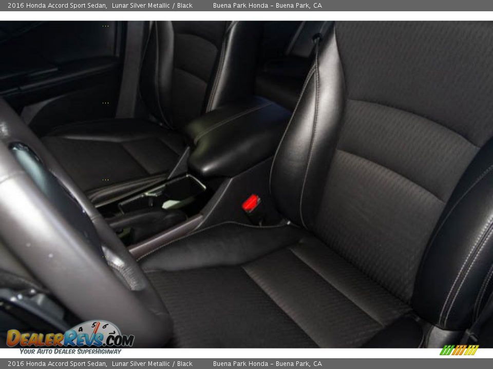 2016 Honda Accord Sport Sedan Lunar Silver Metallic / Black Photo #15