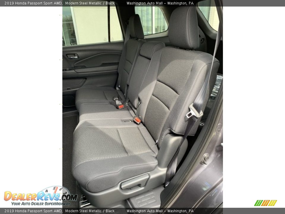 2019 Honda Passport Sport AWD Modern Steel Metallic / Black Photo #18