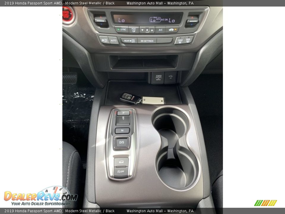 2019 Honda Passport Sport AWD Modern Steel Metallic / Black Photo #33