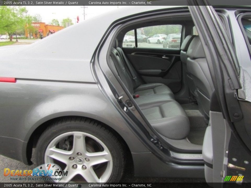 2005 Acura TL 3.2 Satin Silver Metallic / Quartz Photo #25