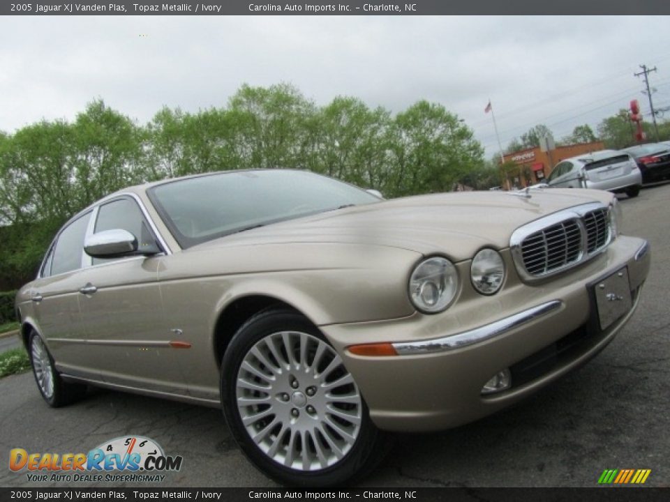 2005 Jaguar XJ Vanden Plas Topaz Metallic / Ivory Photo #2