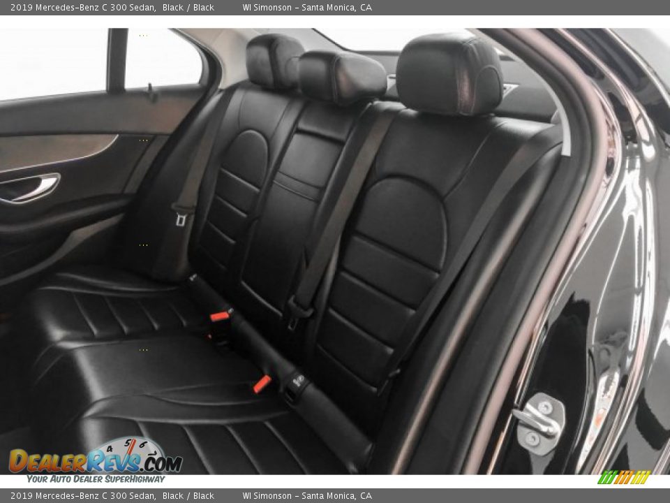 2019 Mercedes-Benz C 300 Sedan Black / Black Photo #17