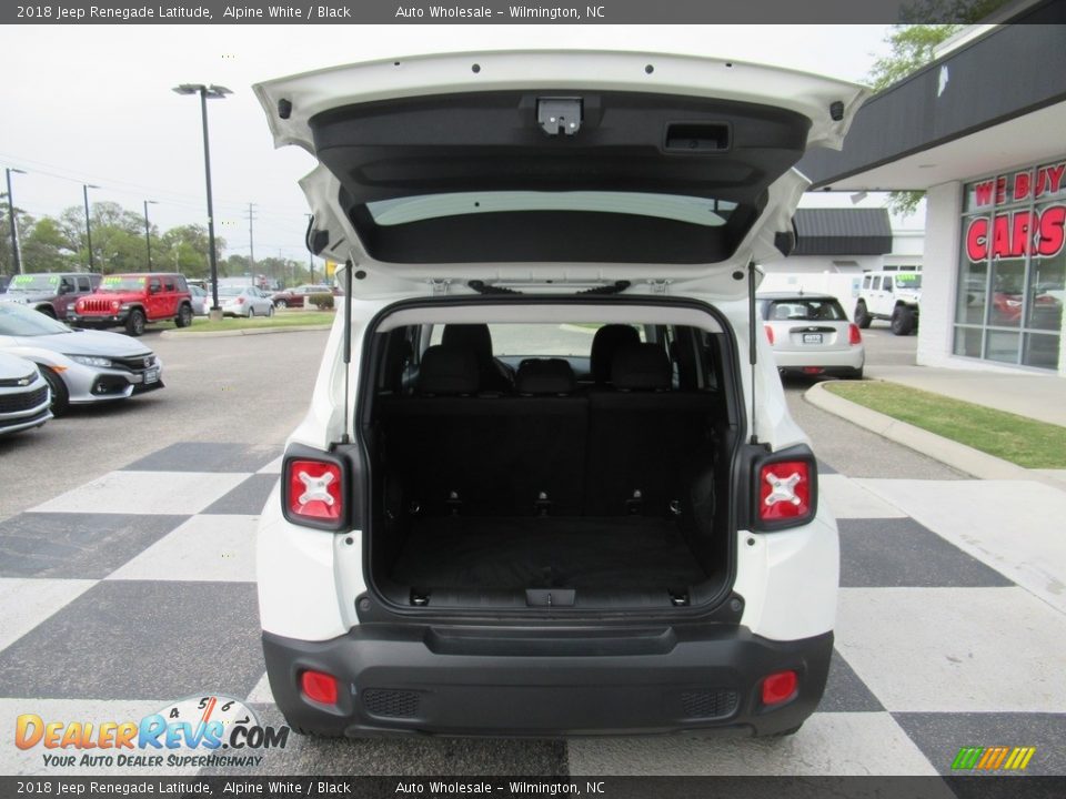 2018 Jeep Renegade Latitude Alpine White / Black Photo #5