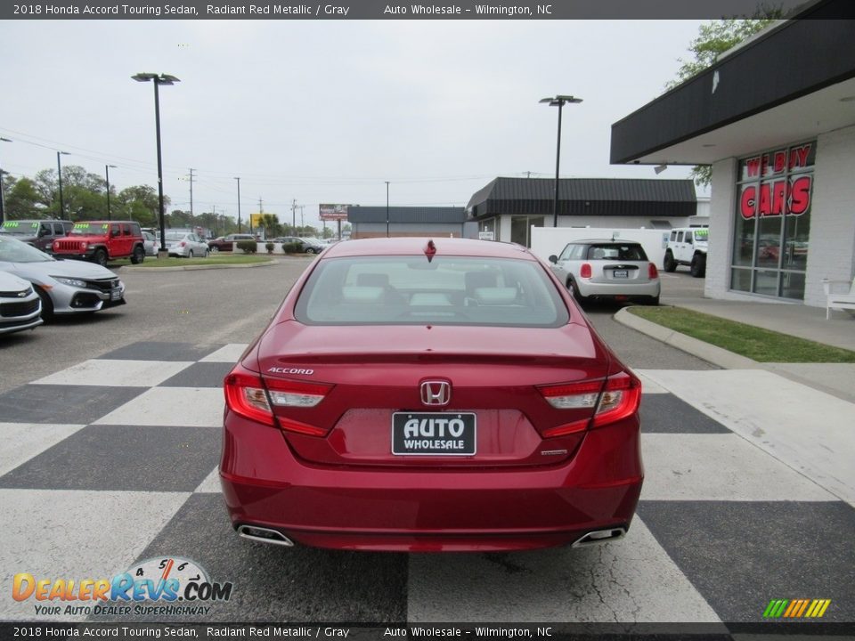 2018 Honda Accord Touring Sedan Radiant Red Metallic / Gray Photo #4