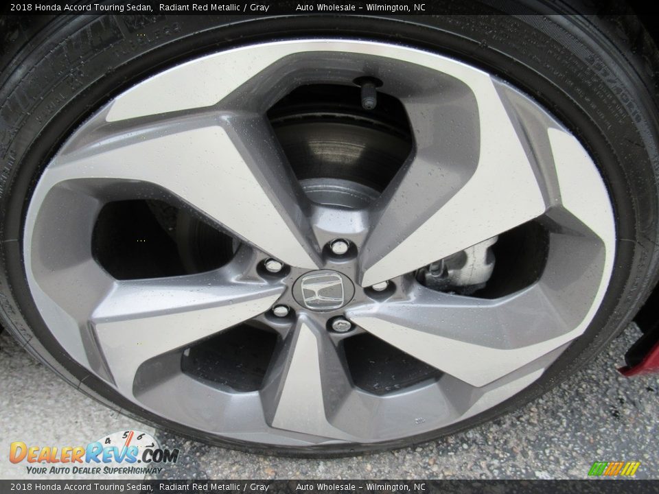2018 Honda Accord Touring Sedan Radiant Red Metallic / Gray Photo #7