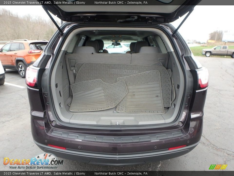 2015 Chevrolet Traverse LT AWD Sable Metallic / Ebony Photo #11