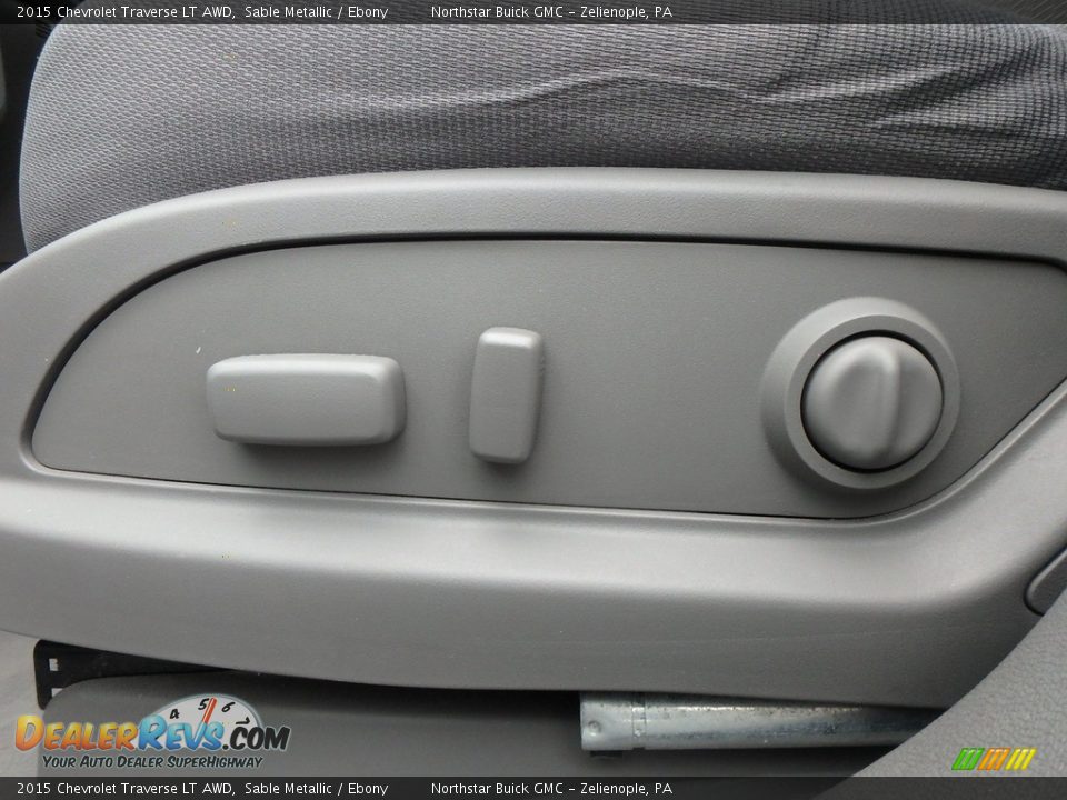 2015 Chevrolet Traverse LT AWD Sable Metallic / Ebony Photo #22