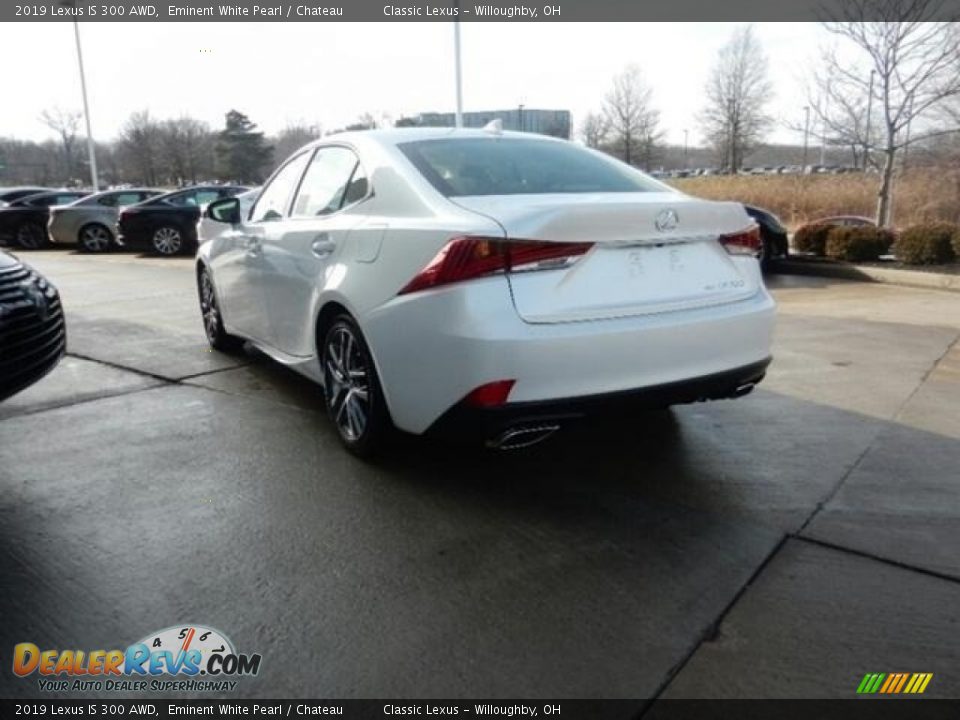 2019 Lexus IS 300 AWD Eminent White Pearl / Chateau Photo #4