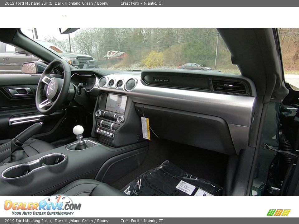 Dashboard of 2019 Ford Mustang Bullitt Photo #24