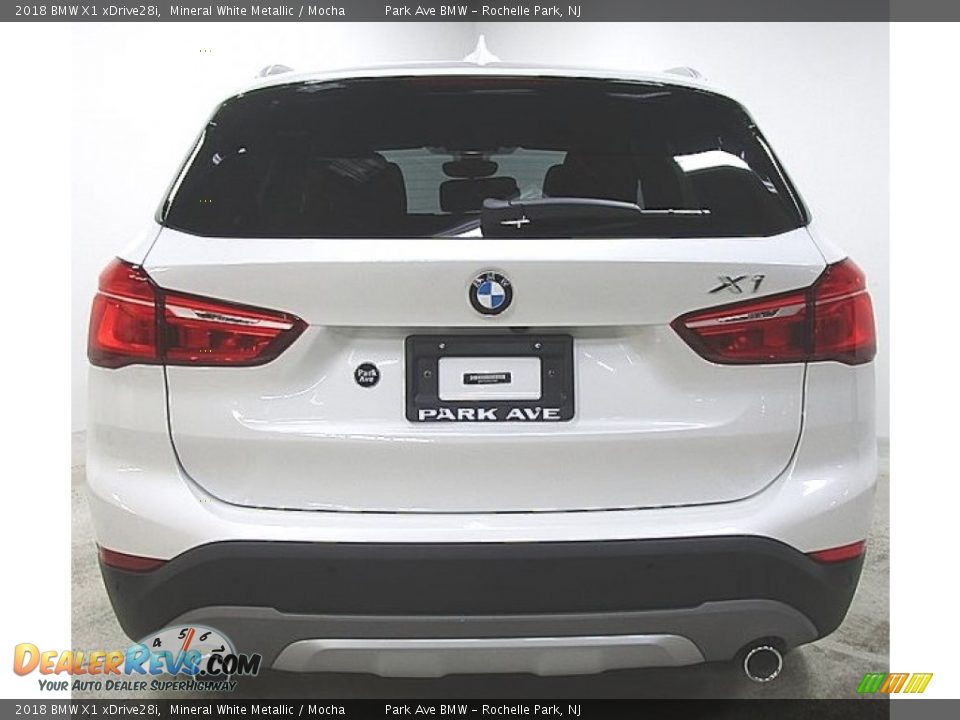 2018 BMW X1 xDrive28i Mineral White Metallic / Mocha Photo #3