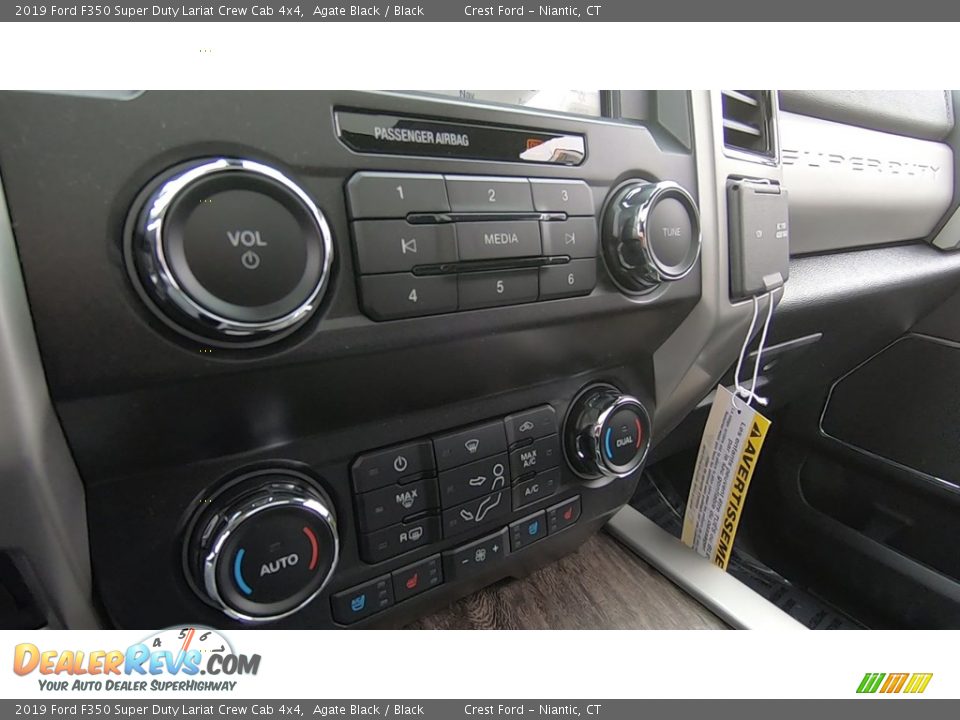 2019 Ford F350 Super Duty Lariat Crew Cab 4x4 Agate Black / Black Photo #15