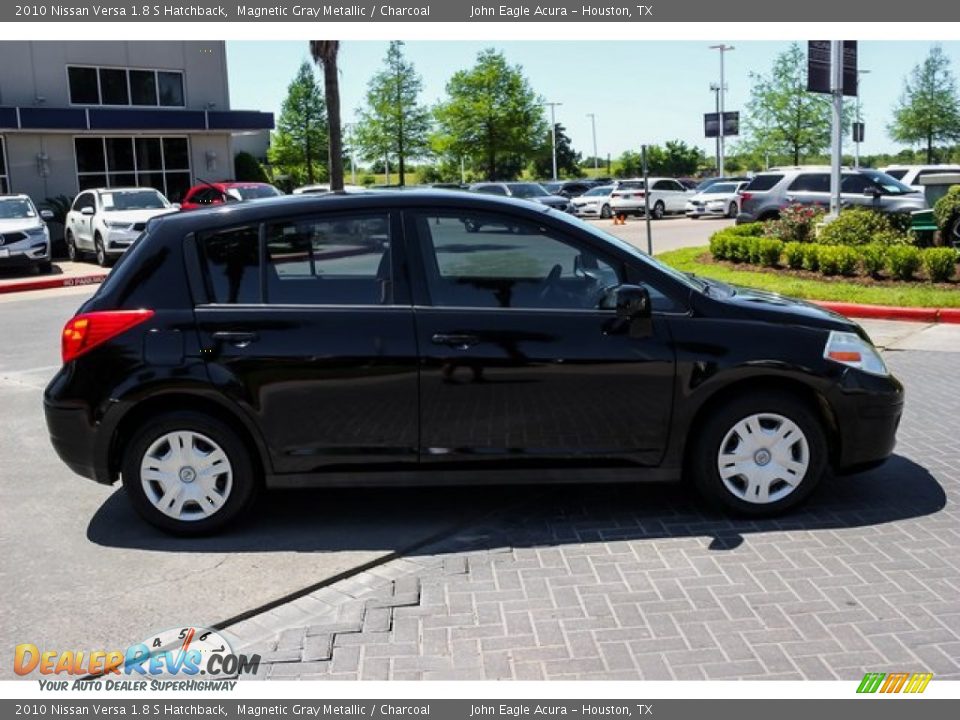 2010 Nissan Versa 1.8 S Hatchback Magnetic Gray Metallic / Charcoal Photo #8