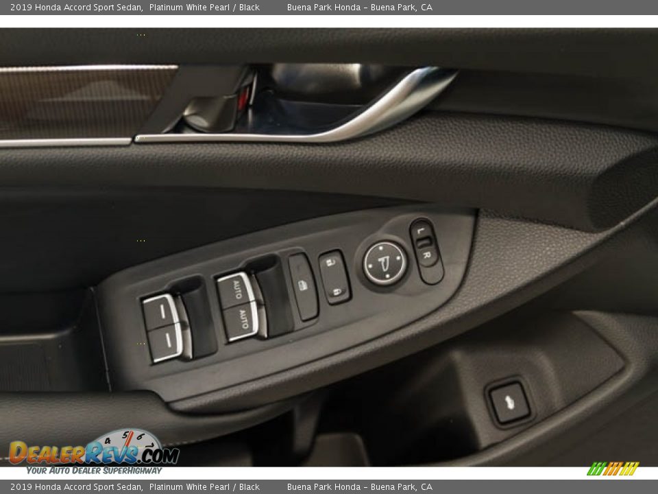 Controls of 2019 Honda Accord Sport Sedan Photo #25