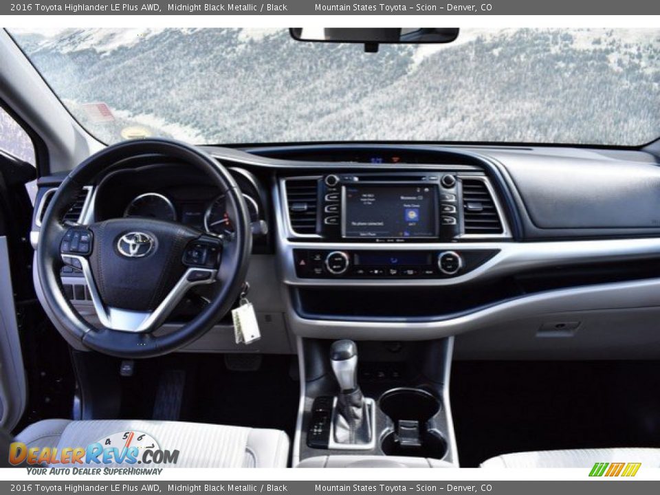 2016 Toyota Highlander LE Plus AWD Midnight Black Metallic / Black Photo #13
