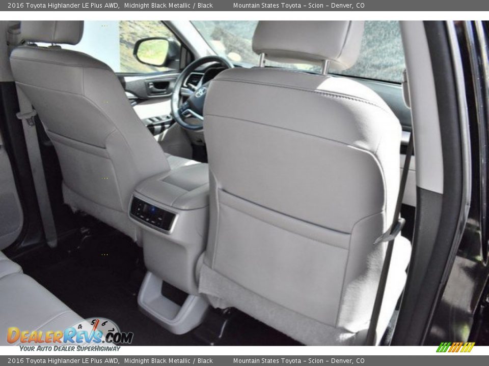 2016 Toyota Highlander LE Plus AWD Midnight Black Metallic / Black Photo #20