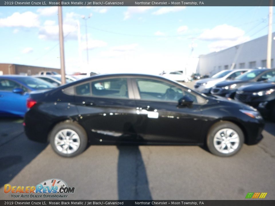 2019 Chevrolet Cruze LS Mosaic Black Metallic / Jet Black/­Galvanized Photo #5