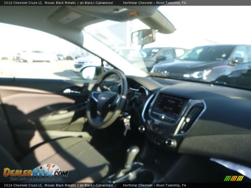 2019 Chevrolet Cruze LS Mosaic Black Metallic / Jet Black/­Galvanized Photo #9