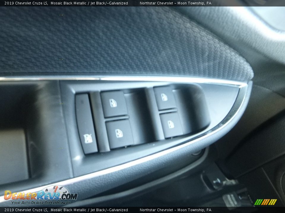 2019 Chevrolet Cruze LS Mosaic Black Metallic / Jet Black/­Galvanized Photo #19