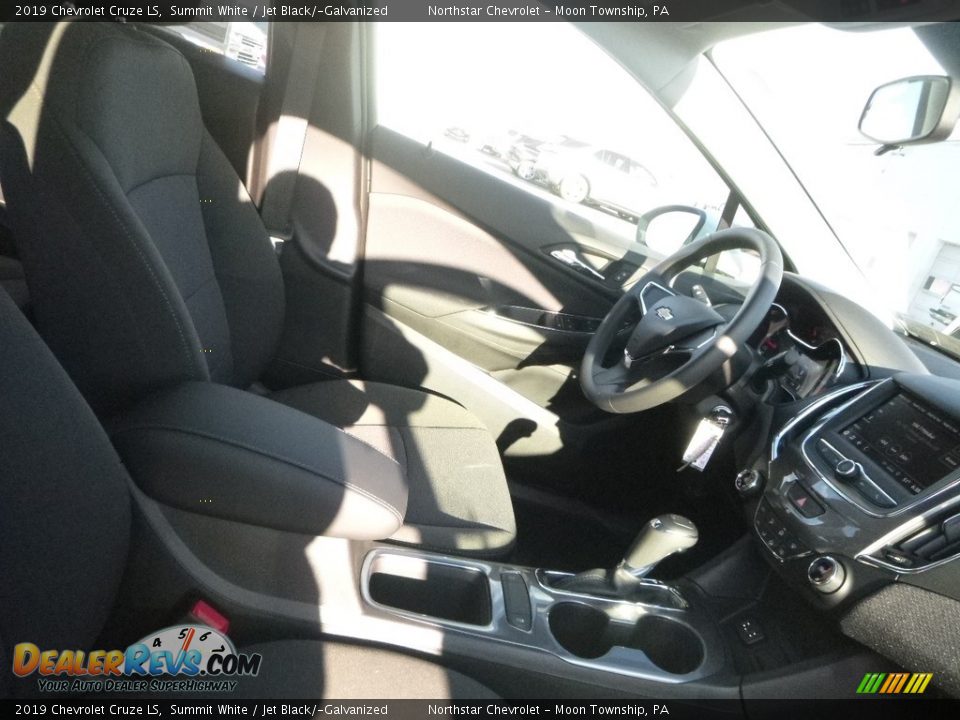 2019 Chevrolet Cruze LS Summit White / Jet Black/­Galvanized Photo #10