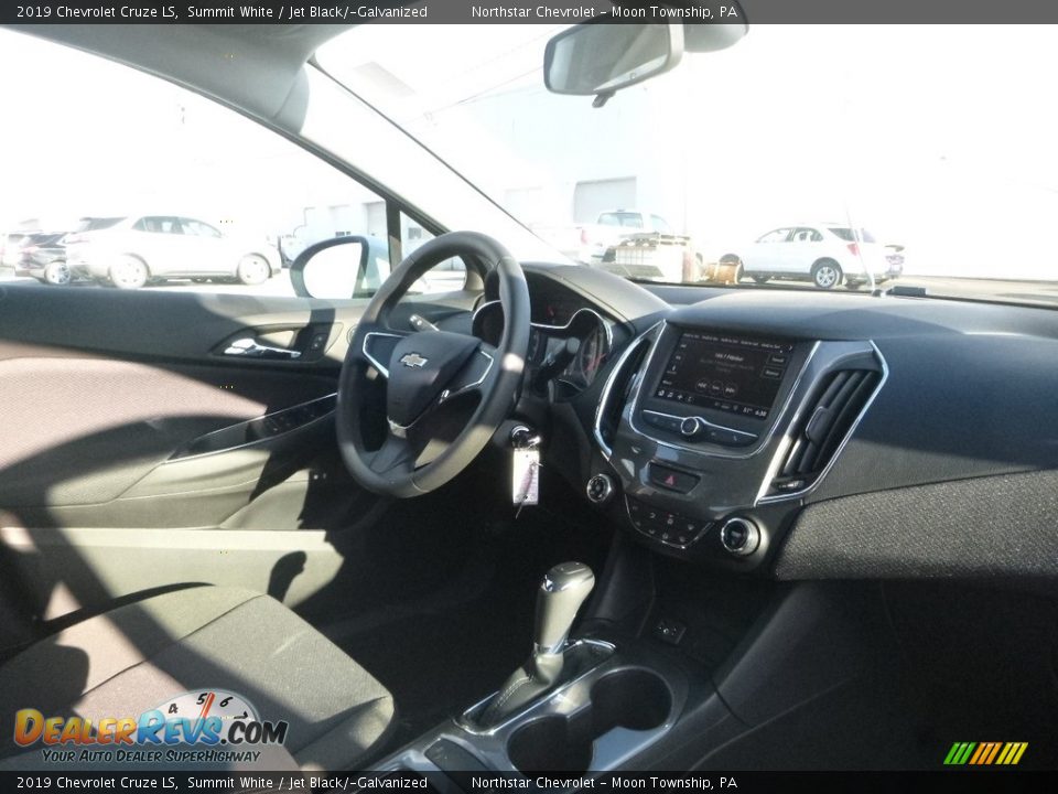 2019 Chevrolet Cruze LS Summit White / Jet Black/­Galvanized Photo #11