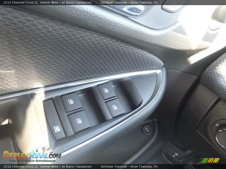 2019 Chevrolet Cruze LS Summit White / Jet Black/­Galvanized Photo #20