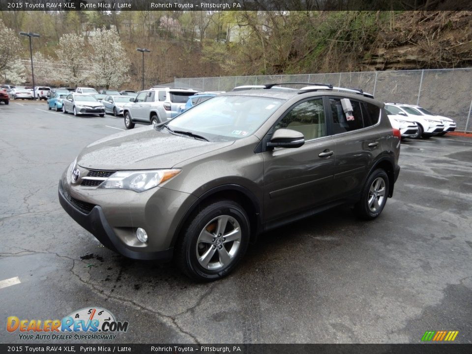 2015 Toyota RAV4 XLE Pyrite Mica / Latte Photo #3