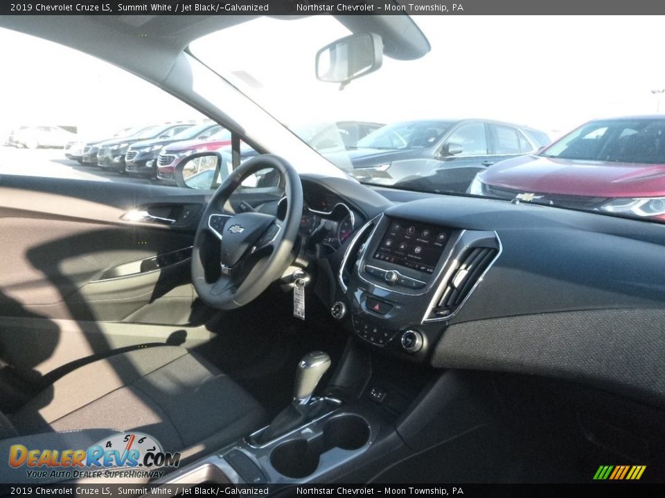 2019 Chevrolet Cruze LS Summit White / Jet Black/­Galvanized Photo #11