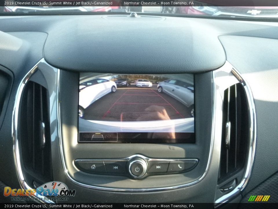 2019 Chevrolet Cruze LS Summit White / Jet Black/­Galvanized Photo #18